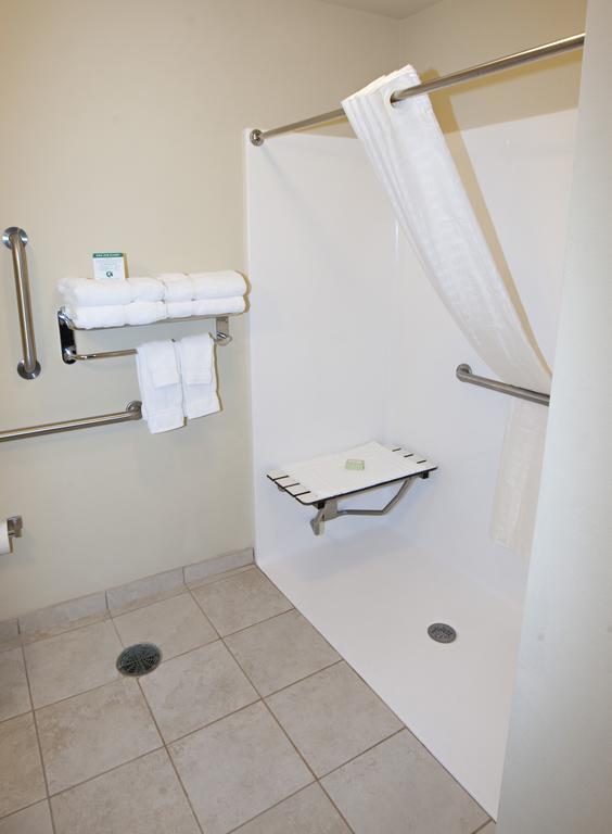 Cobblestone Inn & Suites - Langdon Esterno foto