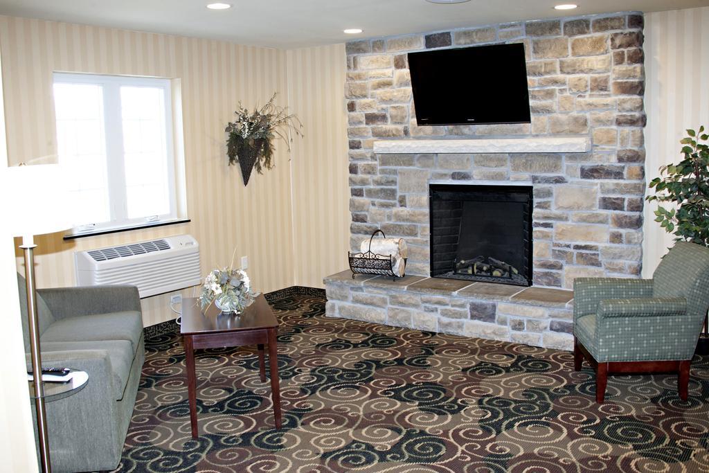 Cobblestone Inn & Suites - Langdon Esterno foto