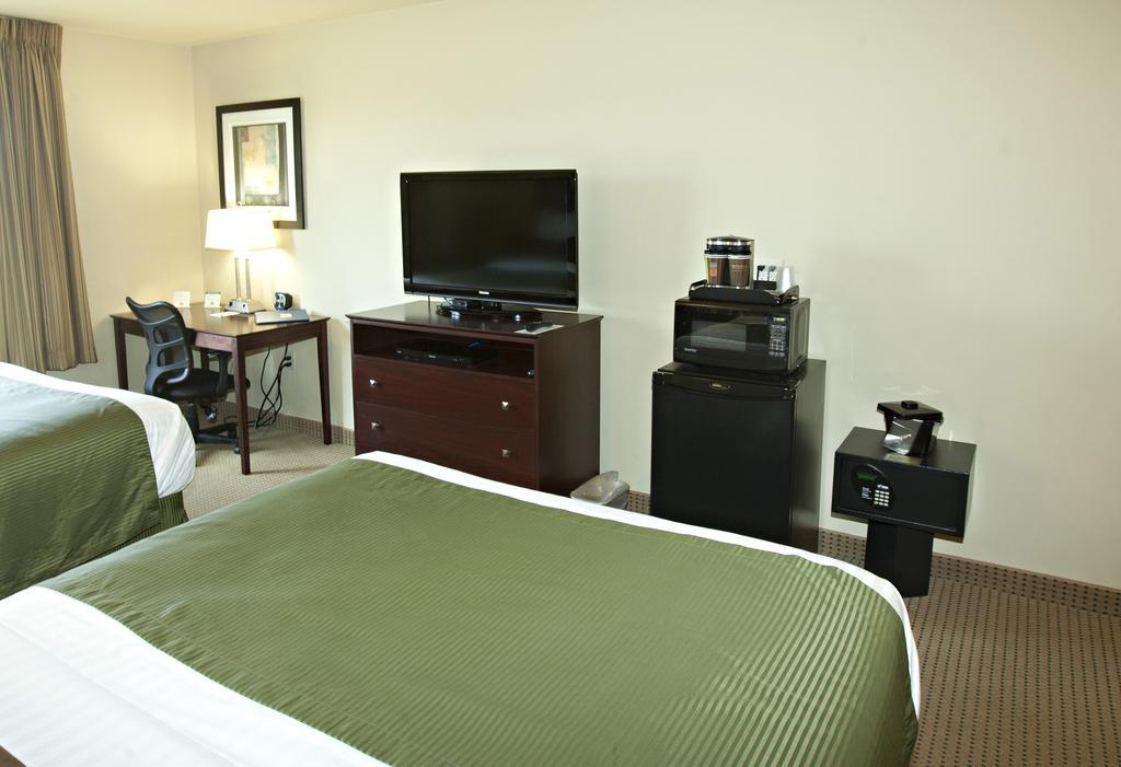 Cobblestone Inn & Suites - Langdon Esterno foto