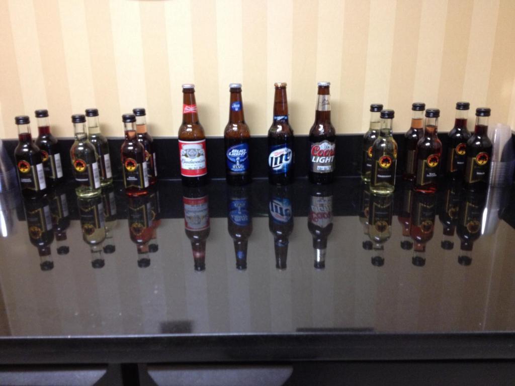 Cobblestone Inn & Suites - Langdon Esterno foto