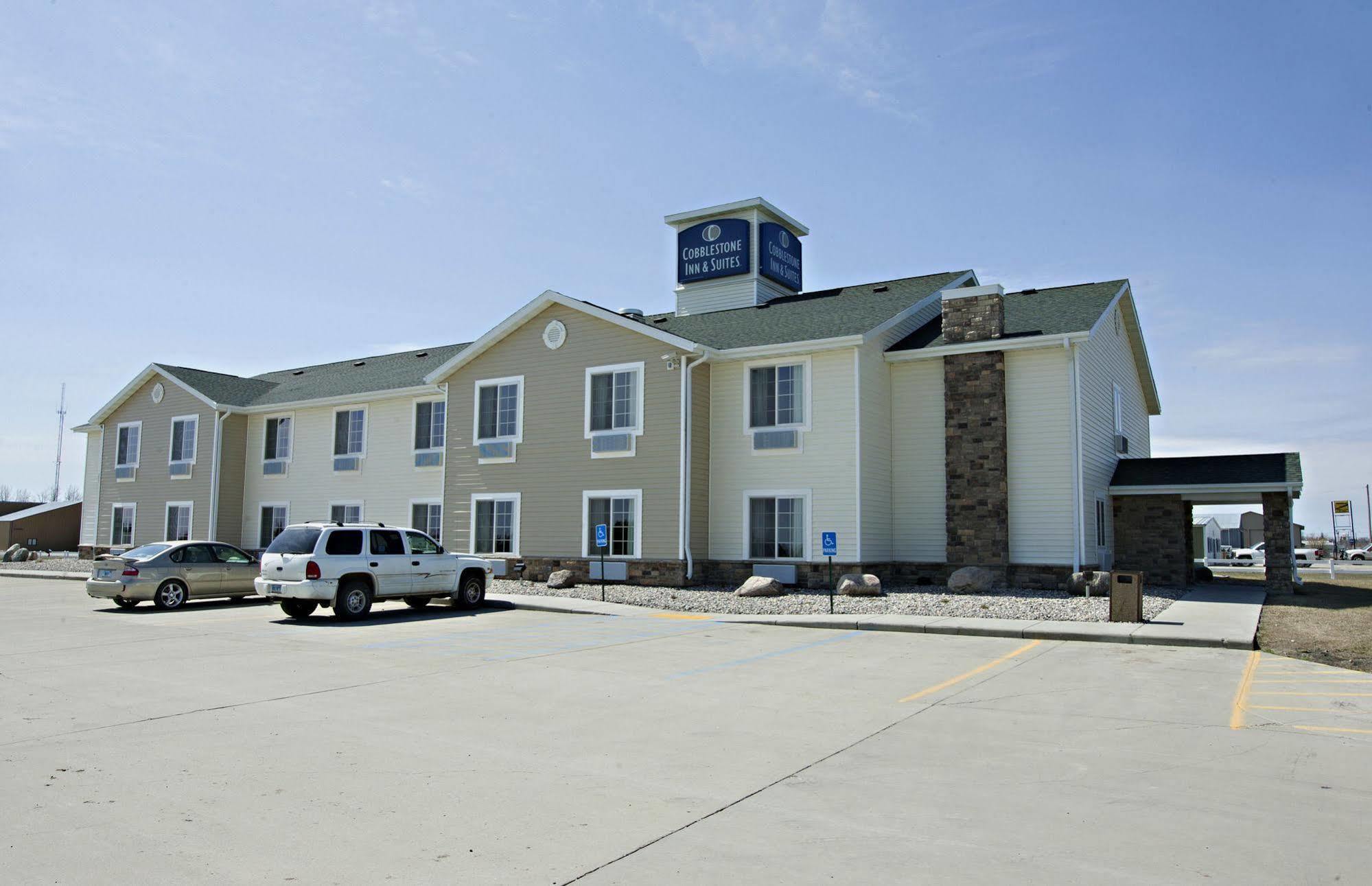 Cobblestone Inn & Suites - Langdon Esterno foto