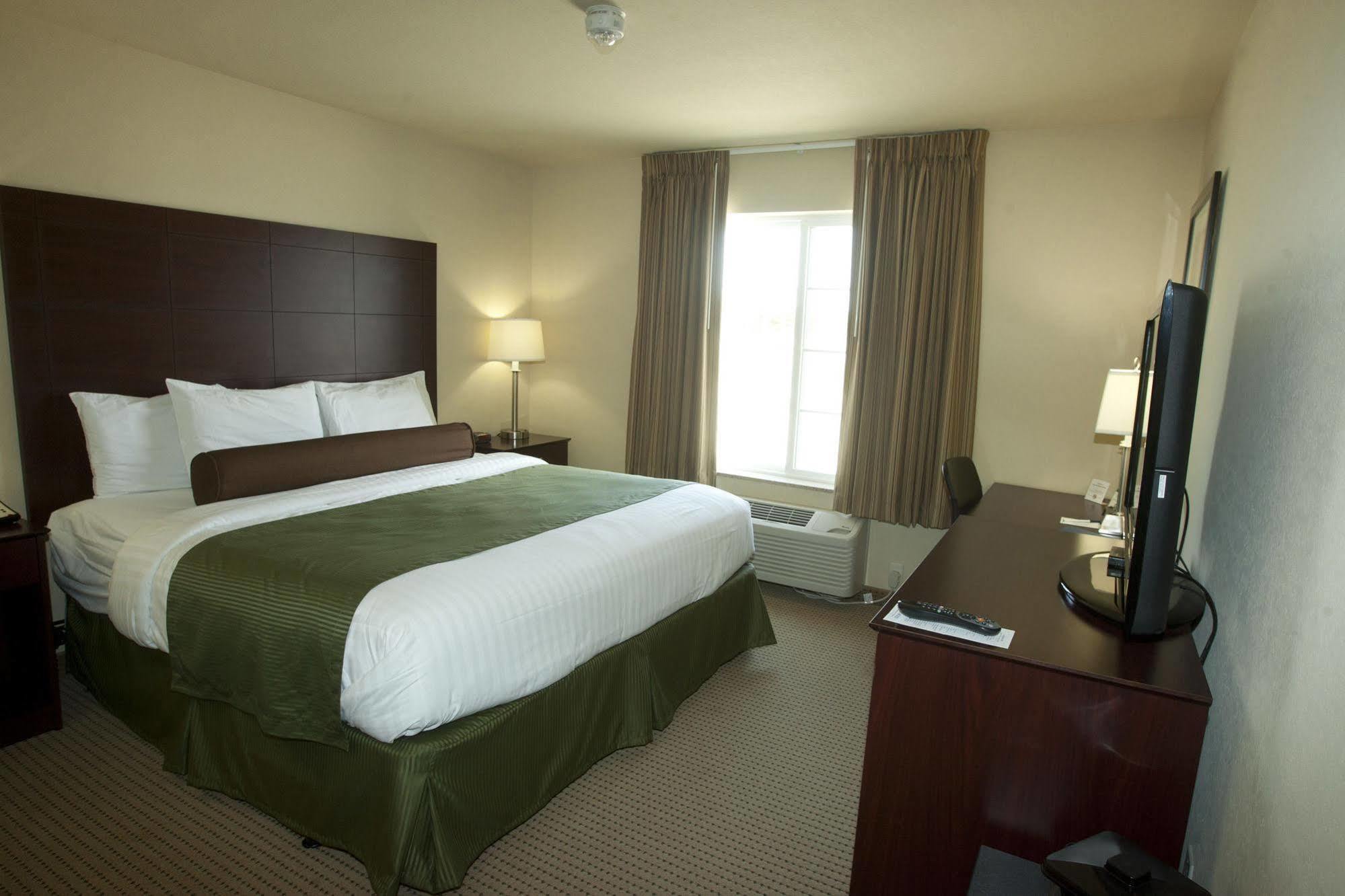 Cobblestone Inn & Suites - Langdon Esterno foto